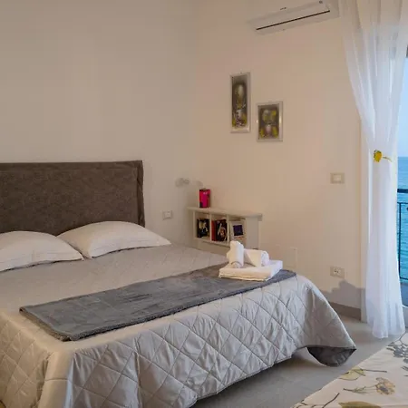 Zia Rina Naxos Apartment Giardini Naxos